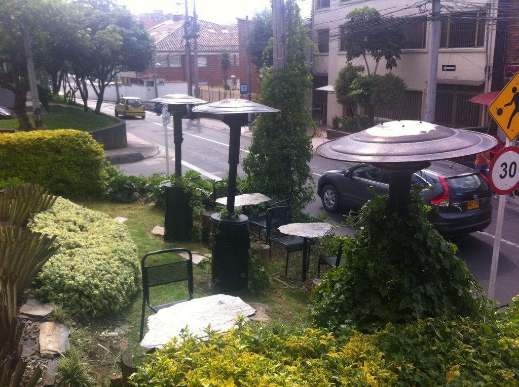 6 Suites Hotel Bogota Exterior photo