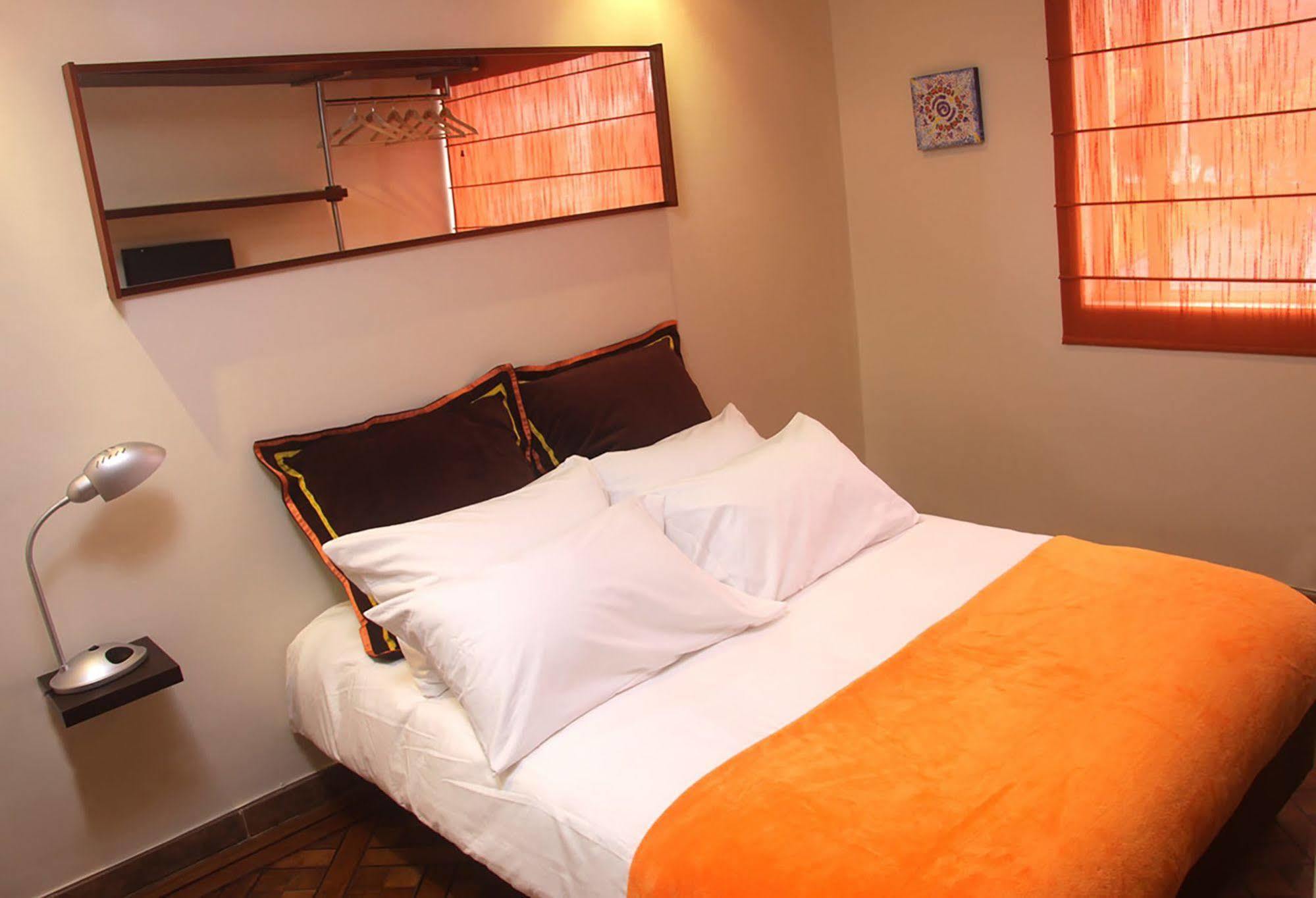6 Suites Hotel Bogota Exterior photo